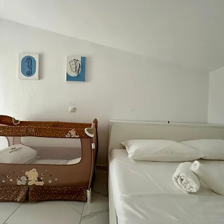 Hera Maisonette